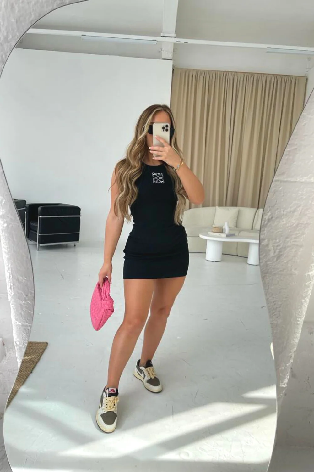 GeGe black embroidered ribbed mini dress - Image 2