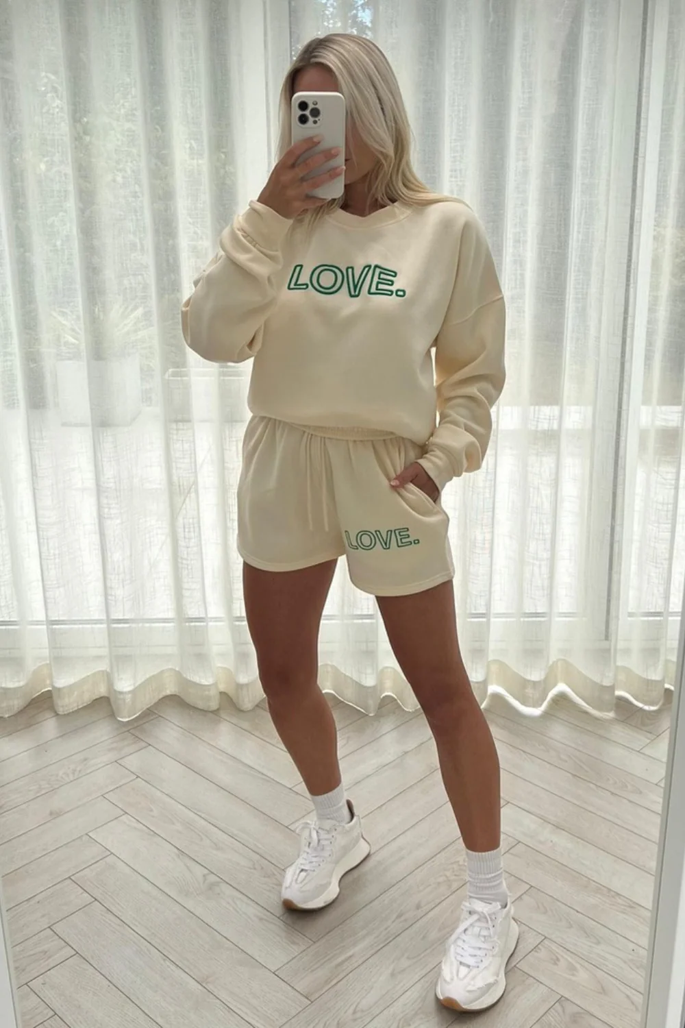 Love green & ecru embroidered sweater short loungewear set - Image 3