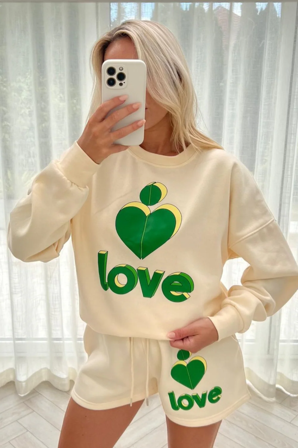 Love heart green & ecru sweater short loungewear set - Image 2