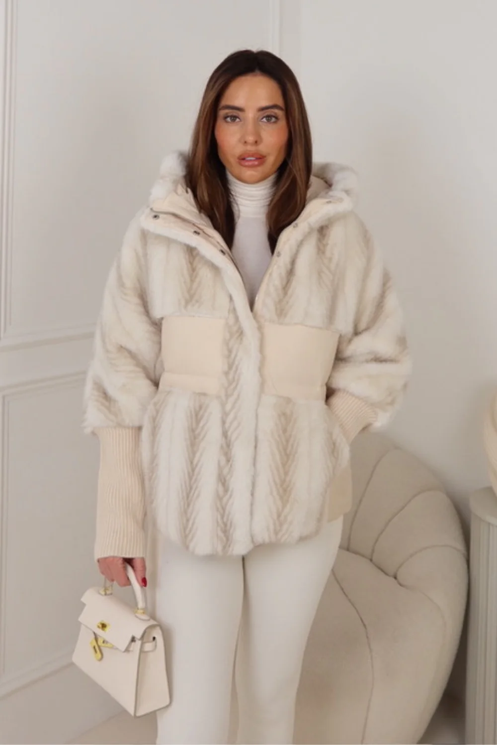 MAGGI CREAM FAUX FUR JACKET - Image 3