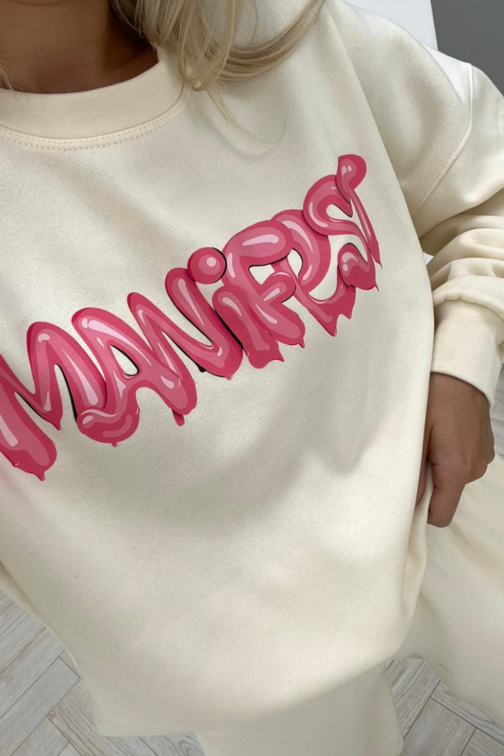 manifest ecru printed sweater jogger loungewear set - Image 3