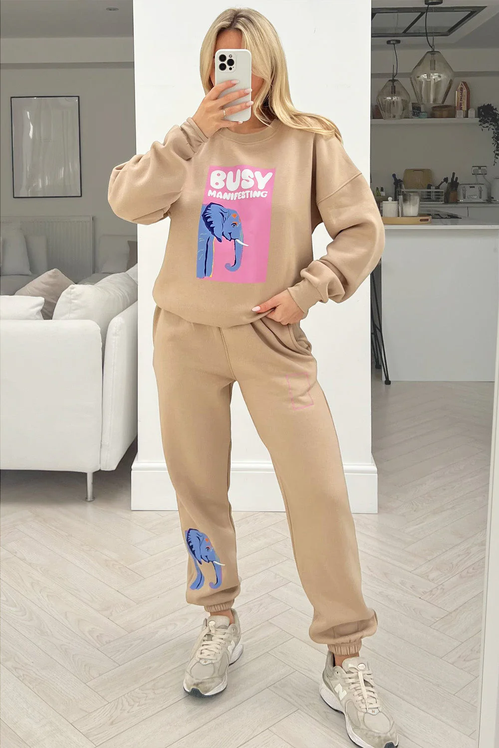 Manifesting Stone Printed sweater loungewear set - Image 3