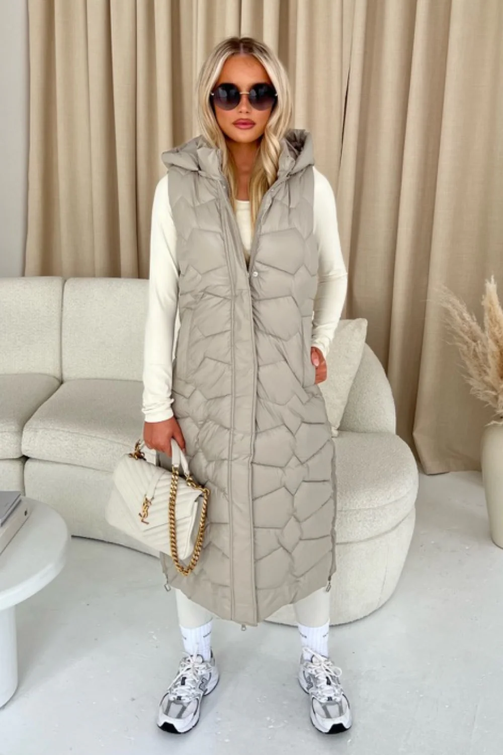 Maria beige geometric puffer gilet - Image 5