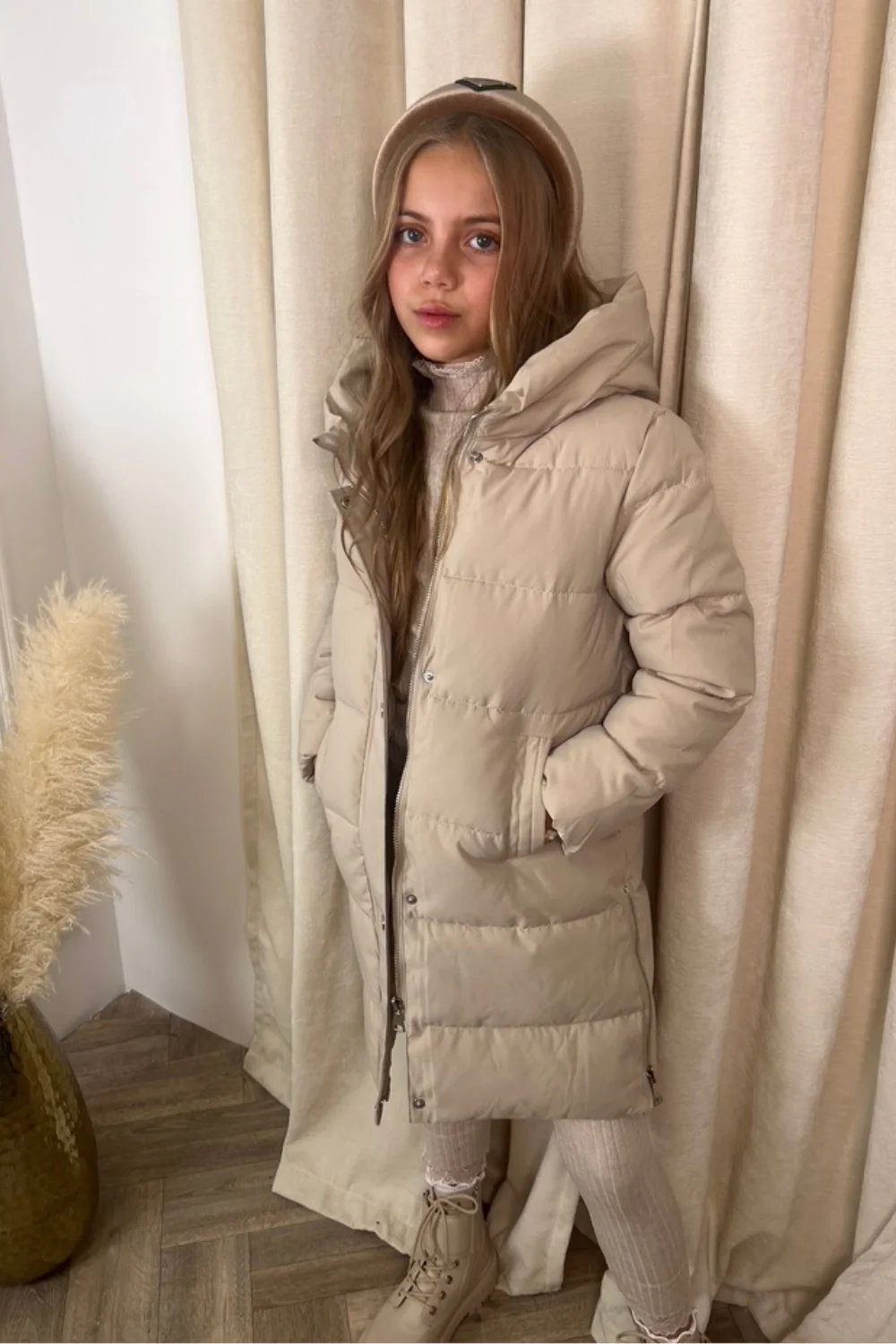 Mini Amy cream long puffer coat - Image 2