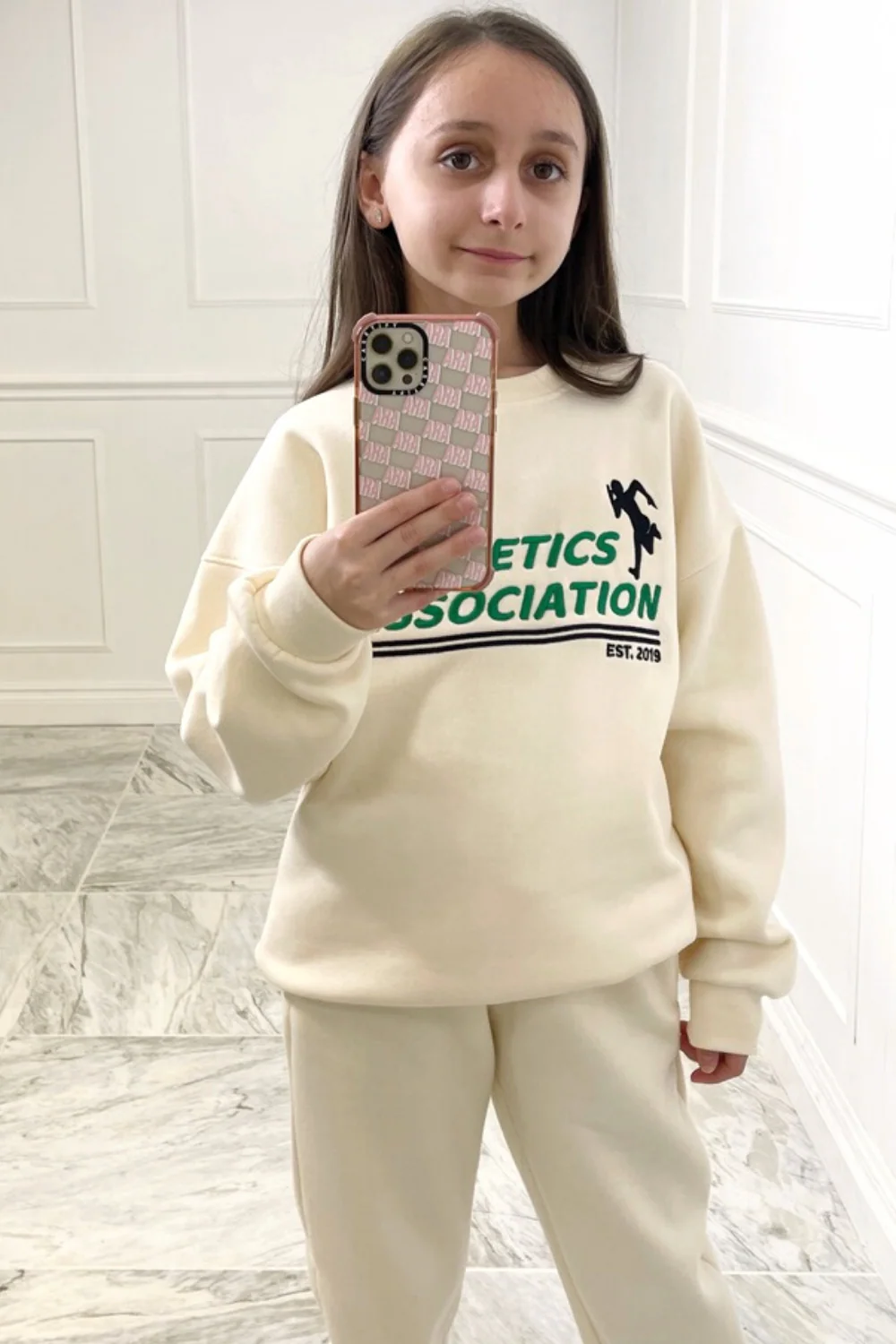 Mini athletics green & ecru embroidered oversized sweater loungewear set - Image 3