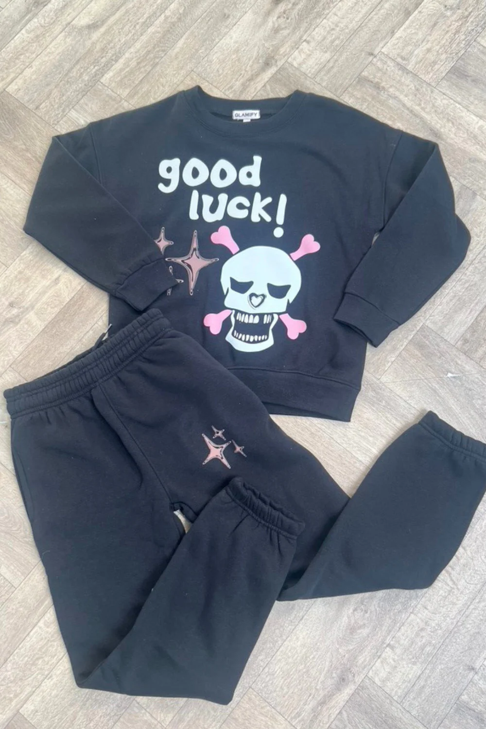 Mini black good luck printed sweater joggers loungewear - Image 3