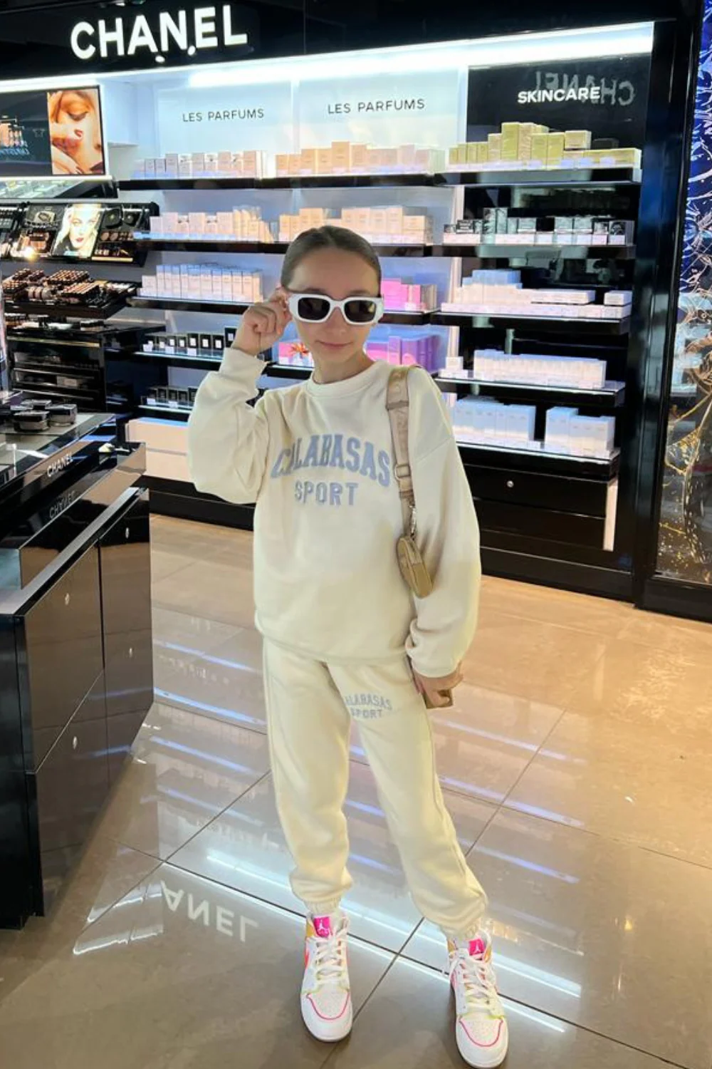 Mini Calabasas ecru embroidered oversized sweater loungewear set - Image 3