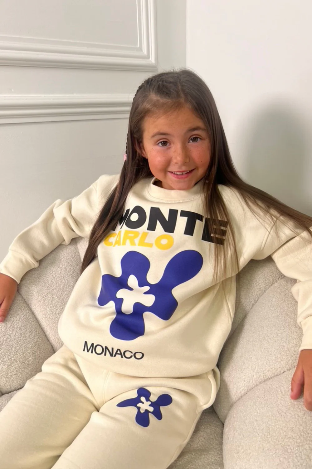 Mini ecru Monte Carlo printed sweater jogger loungewear - Image 3