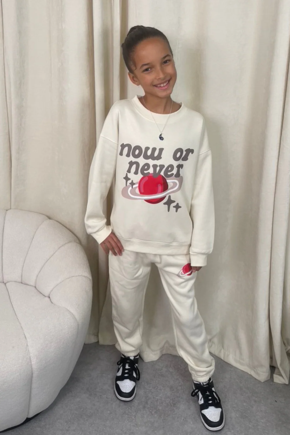 Mini ecru now or never printed sweater jogger loungewear - Image 3