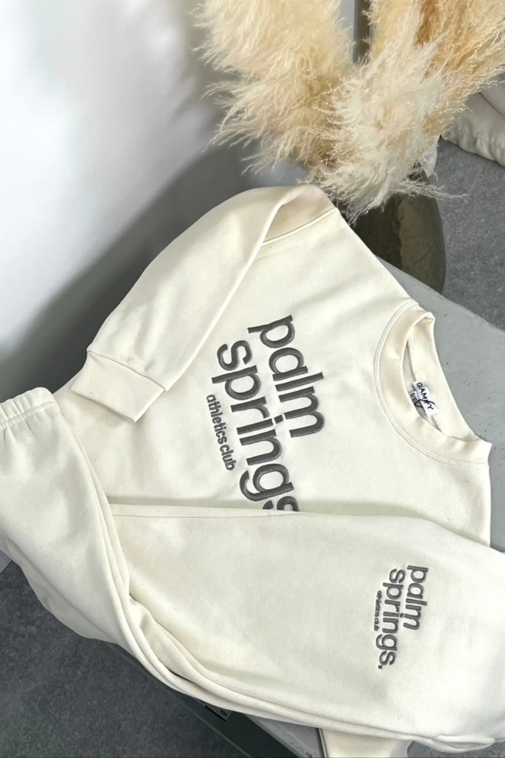 Mini ecru palm springs embroidered sweater jogger loungewear - Image 3