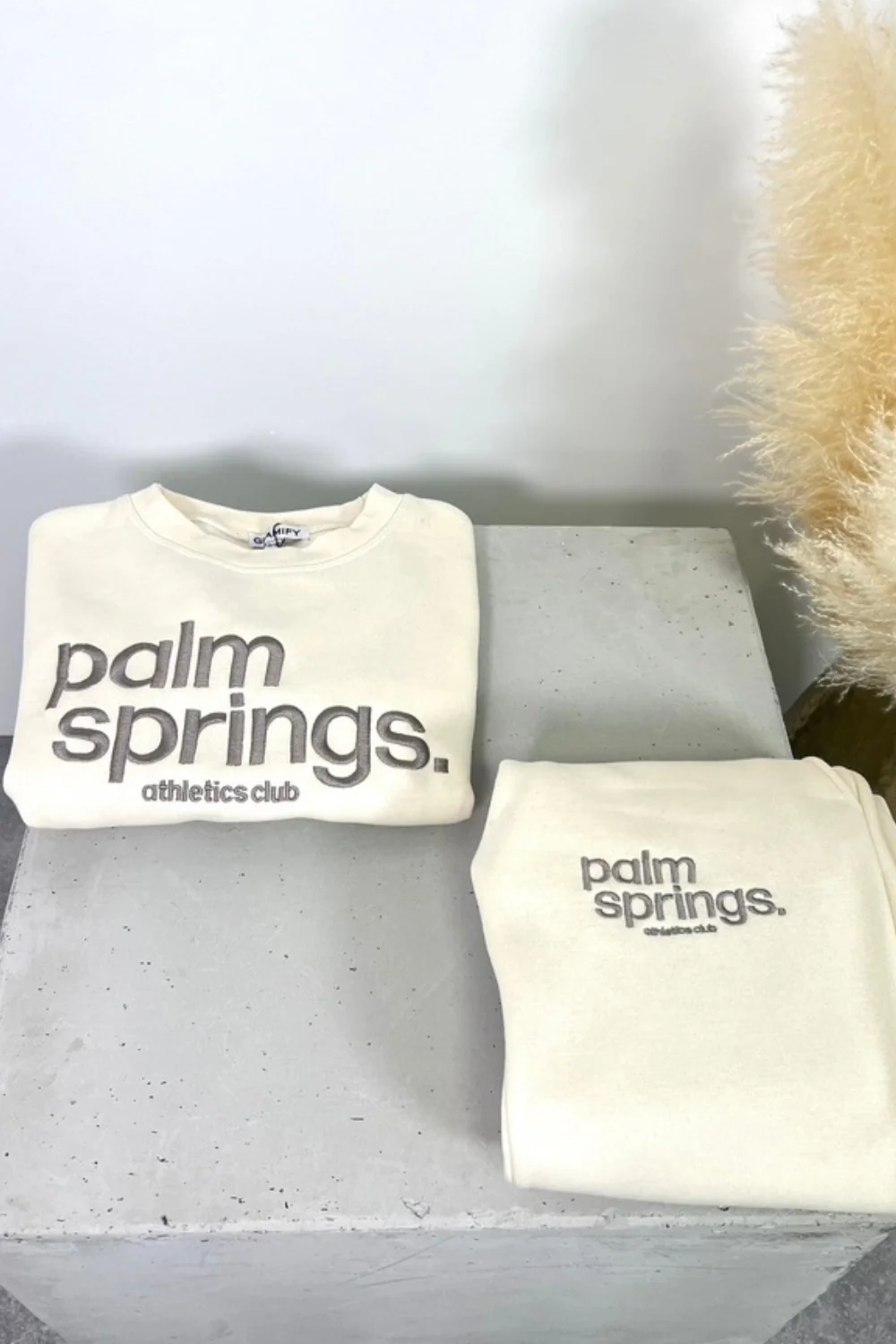 Mini ecru palm springs embroidered sweater jogger loungewear - Image 4