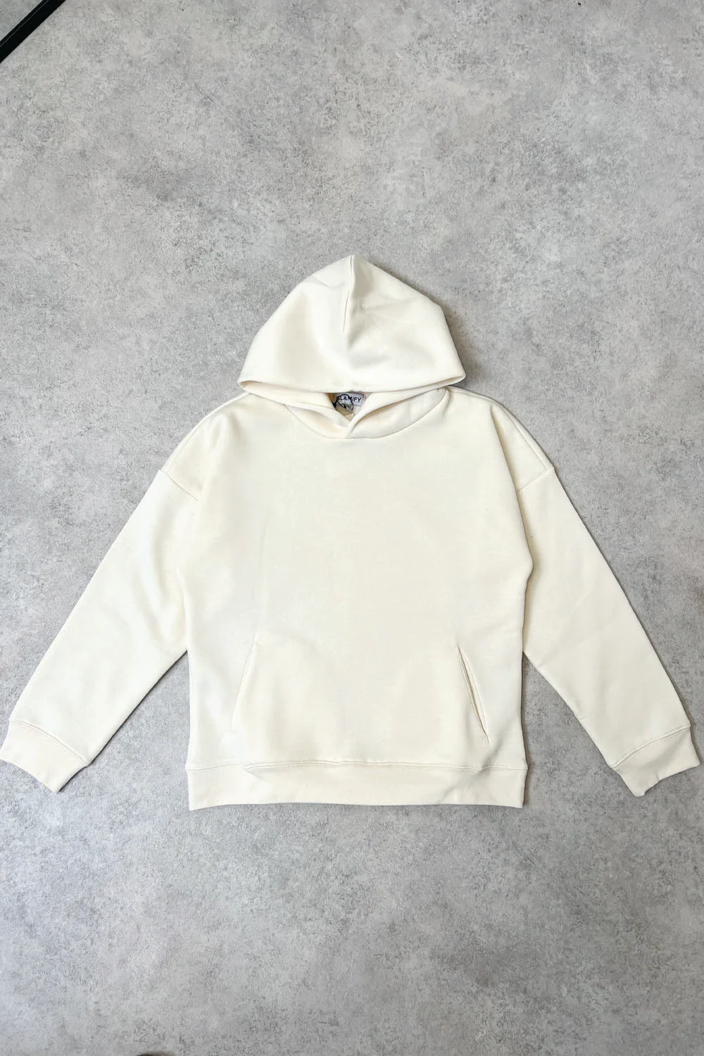 Mini ecru premium essential hoodie - Image 3