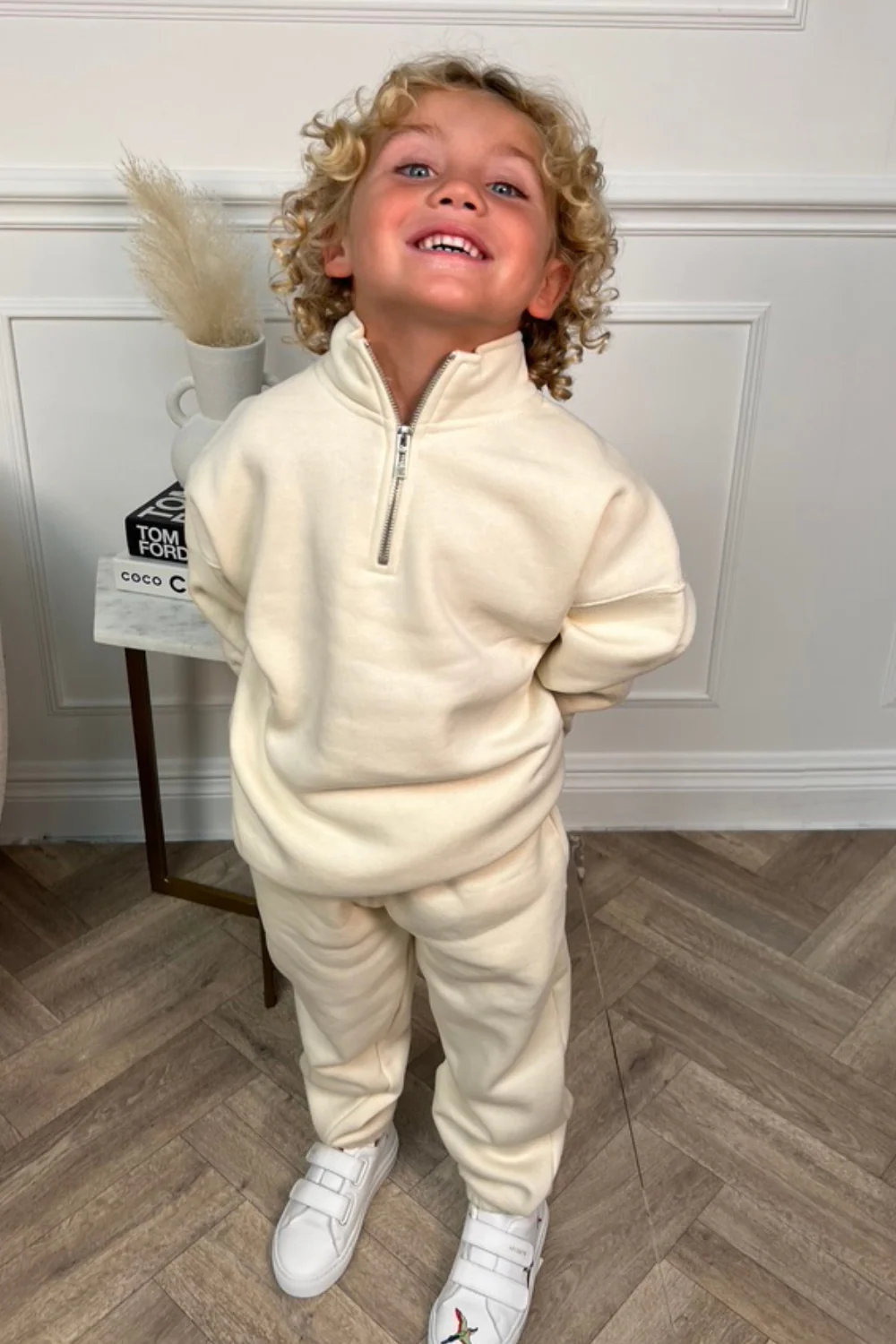 Mini ecru premium essential joggers - Image 2