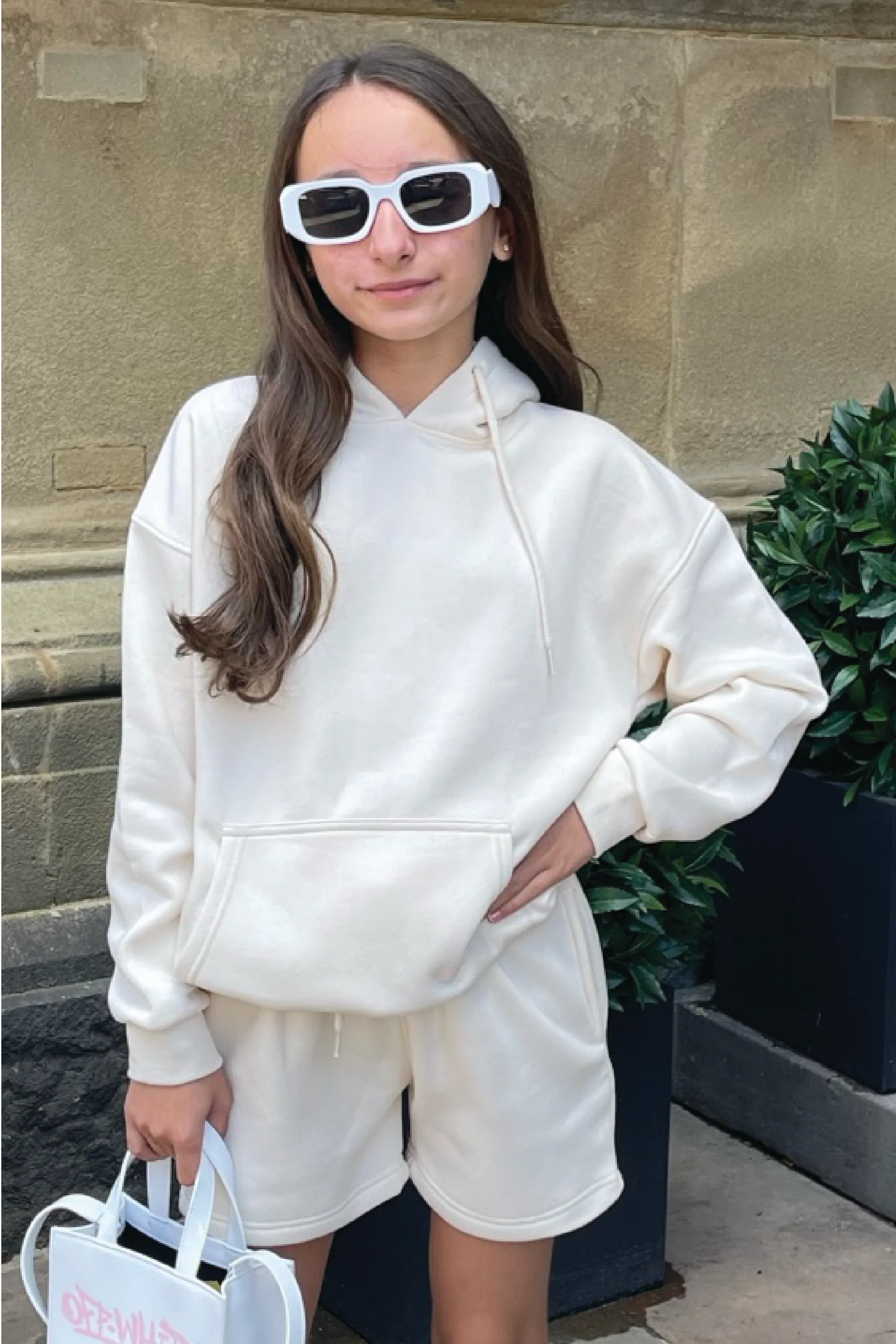 Mini Glamify ecru essential hoodie shorts loungewear set - Image 2