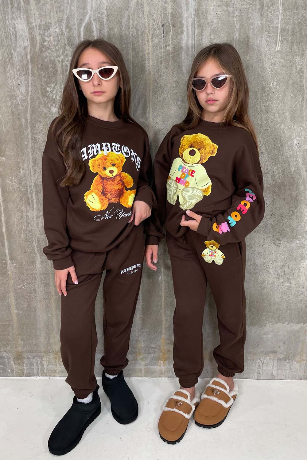 Mini Hamptons Teddy chocolate sweater loungewear set - Image 3