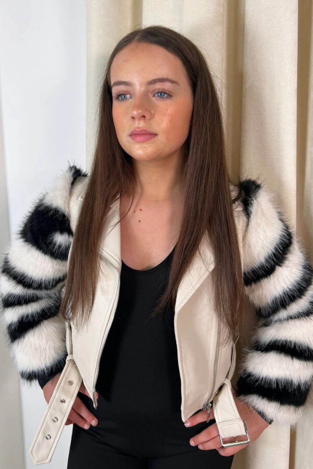 Mini Lila white faux fur leather jacket - Image 4