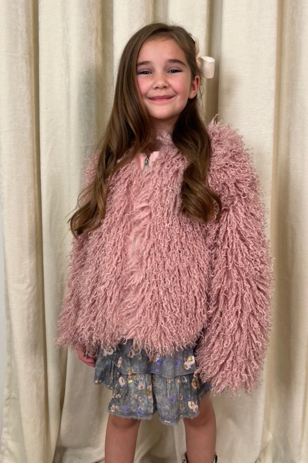 Mini Maisie pink faux fur coat - Image 2