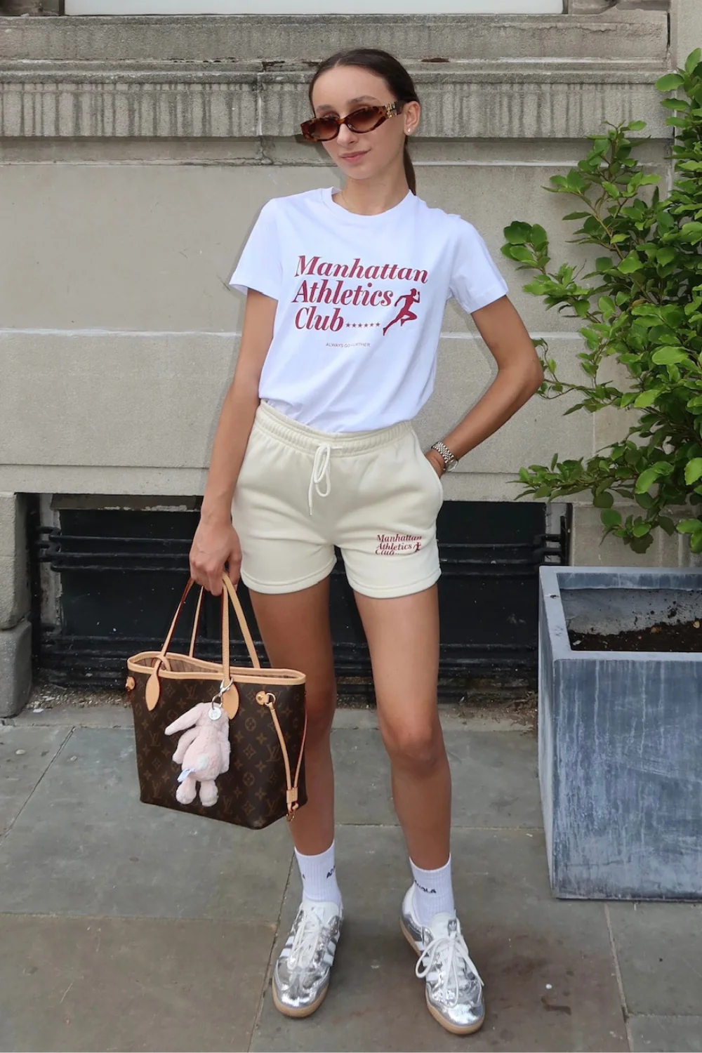 Mini Manhattan Athletics club ecru printed t-shirt and shorts loungewear - Image 2