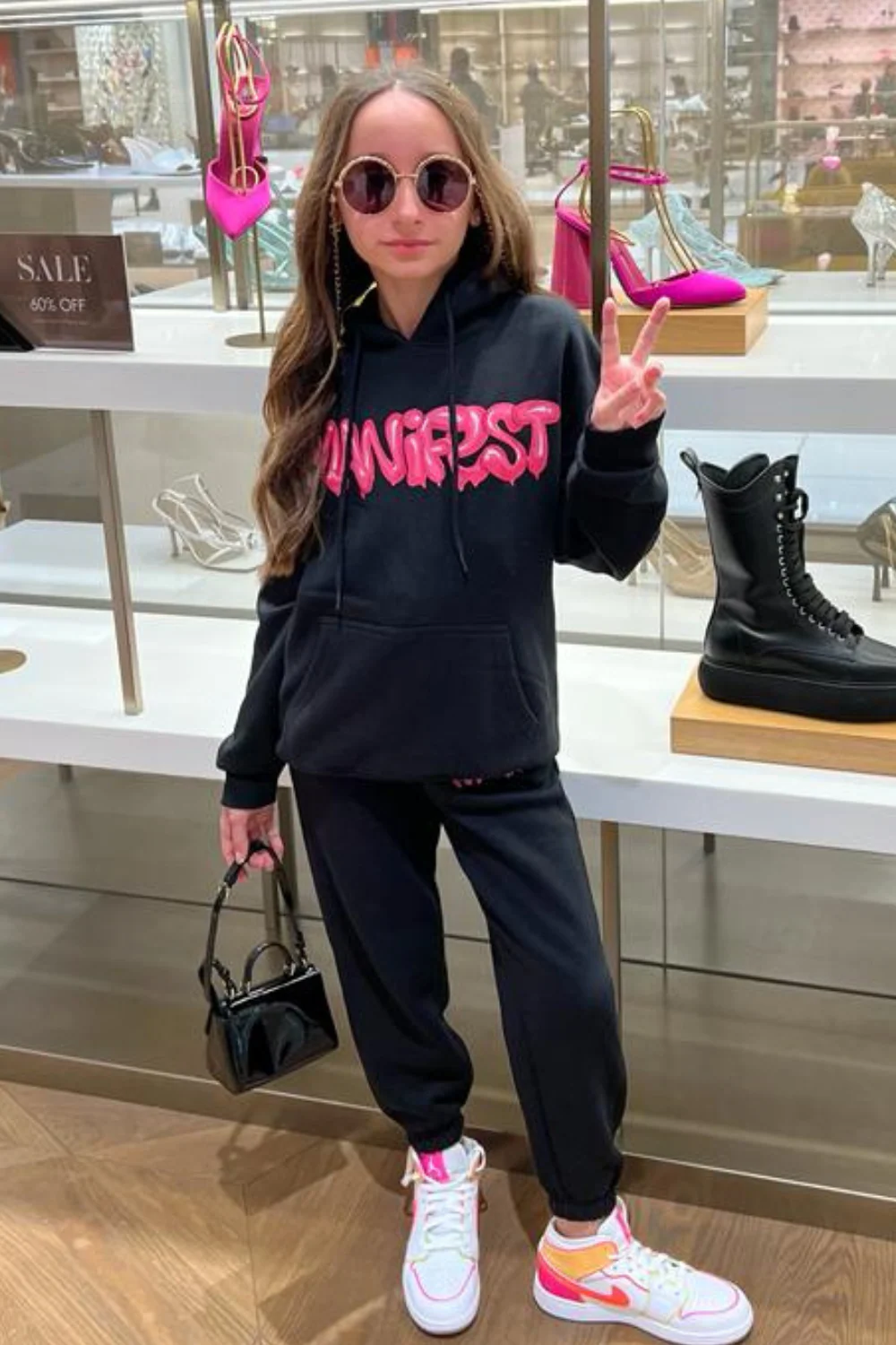 Mini manifest black oversized hoodie loungewear set - Image 3