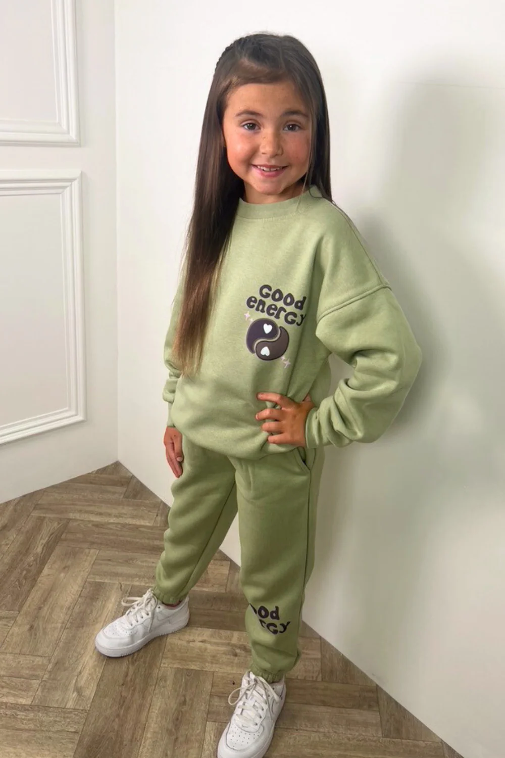 Mini sage good energy printed sweater jogger loungewear - Image 4