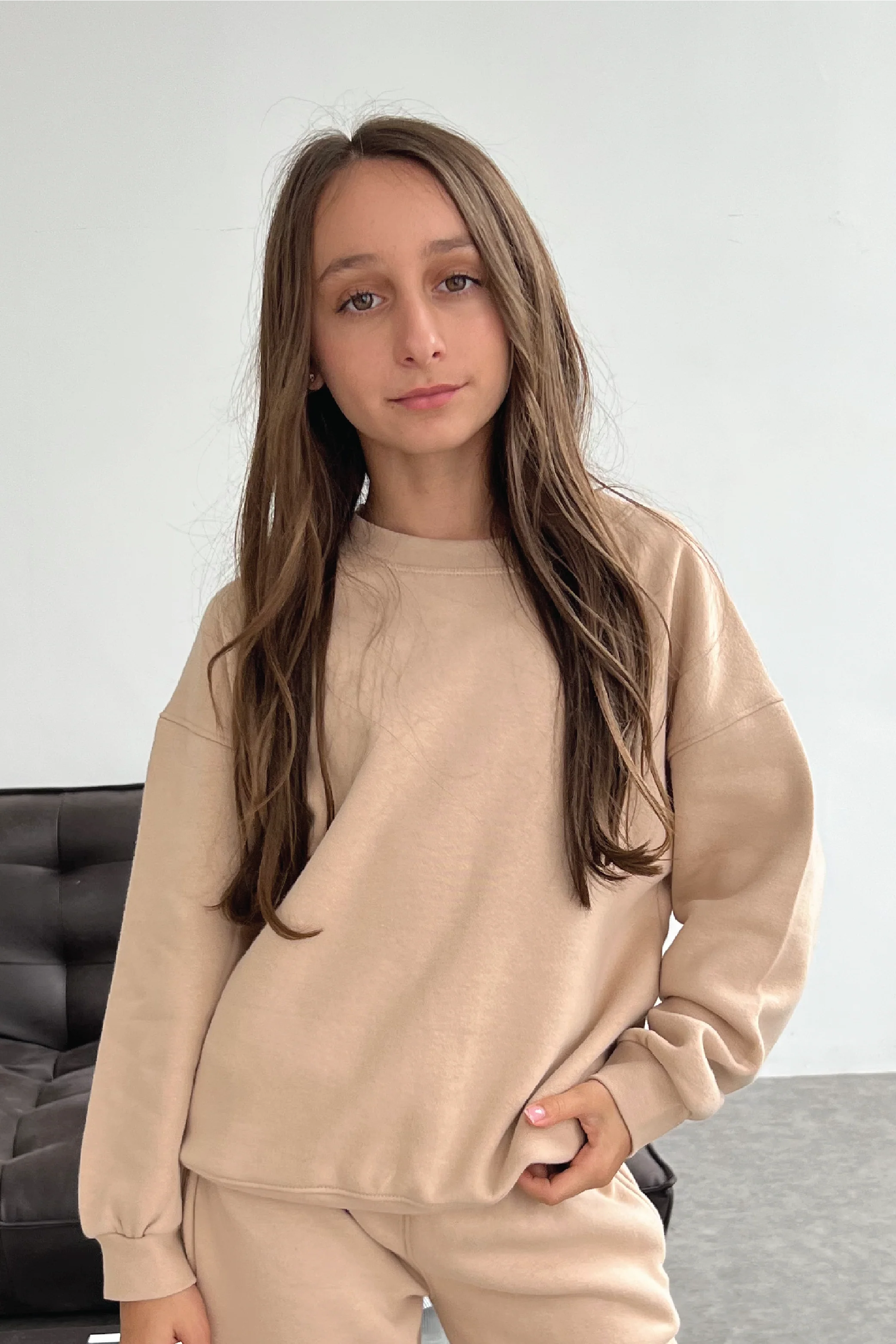Mini stone premium essential sweater - Image 3