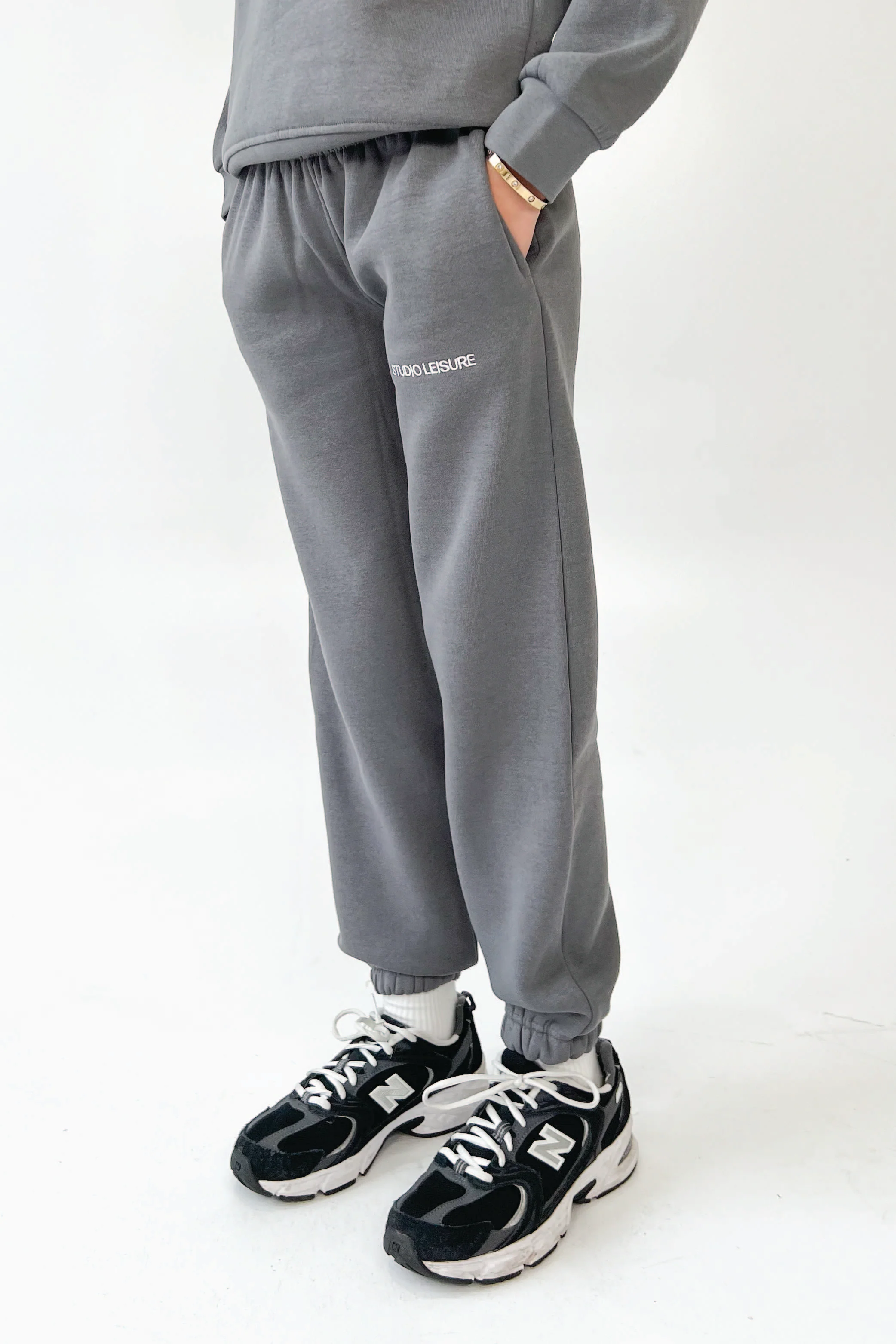 Mini studio leisure steel grey essential embroidered joggers