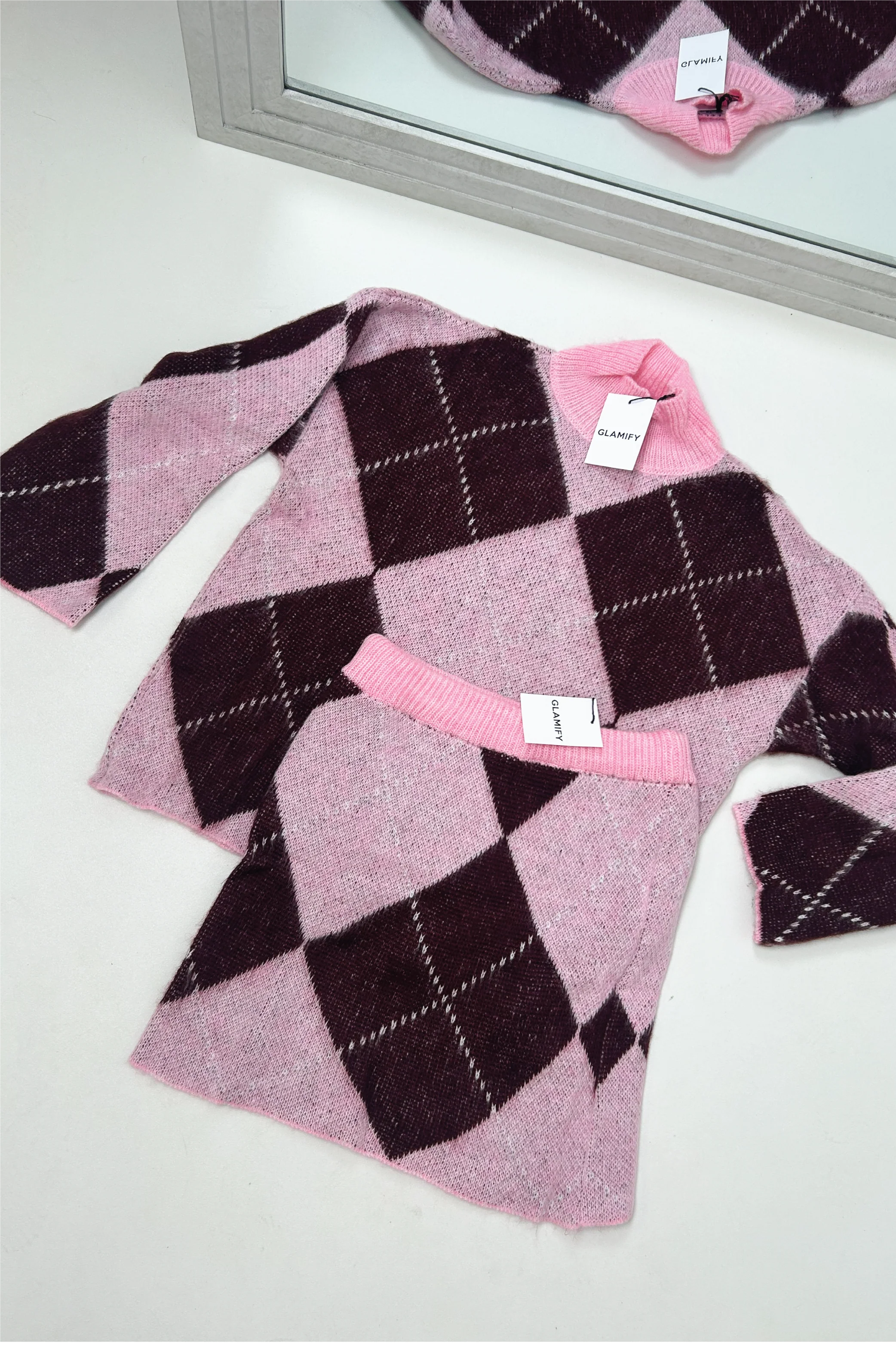 MITZI PINK WINE CHECKED KNITTED SKIRT - Image 4
