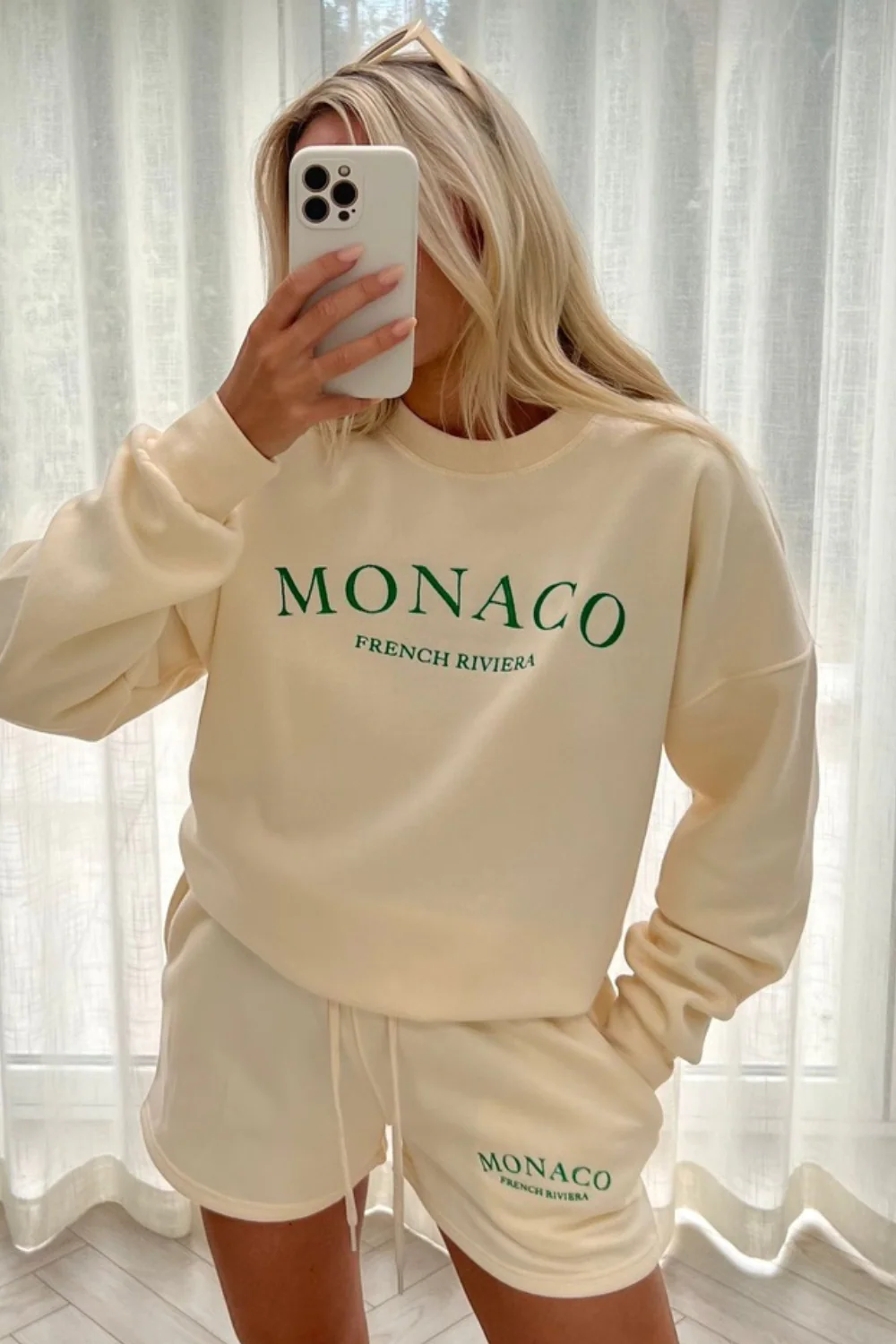 Monaco green embroidered ecru sweater short loungewear set - Image 4