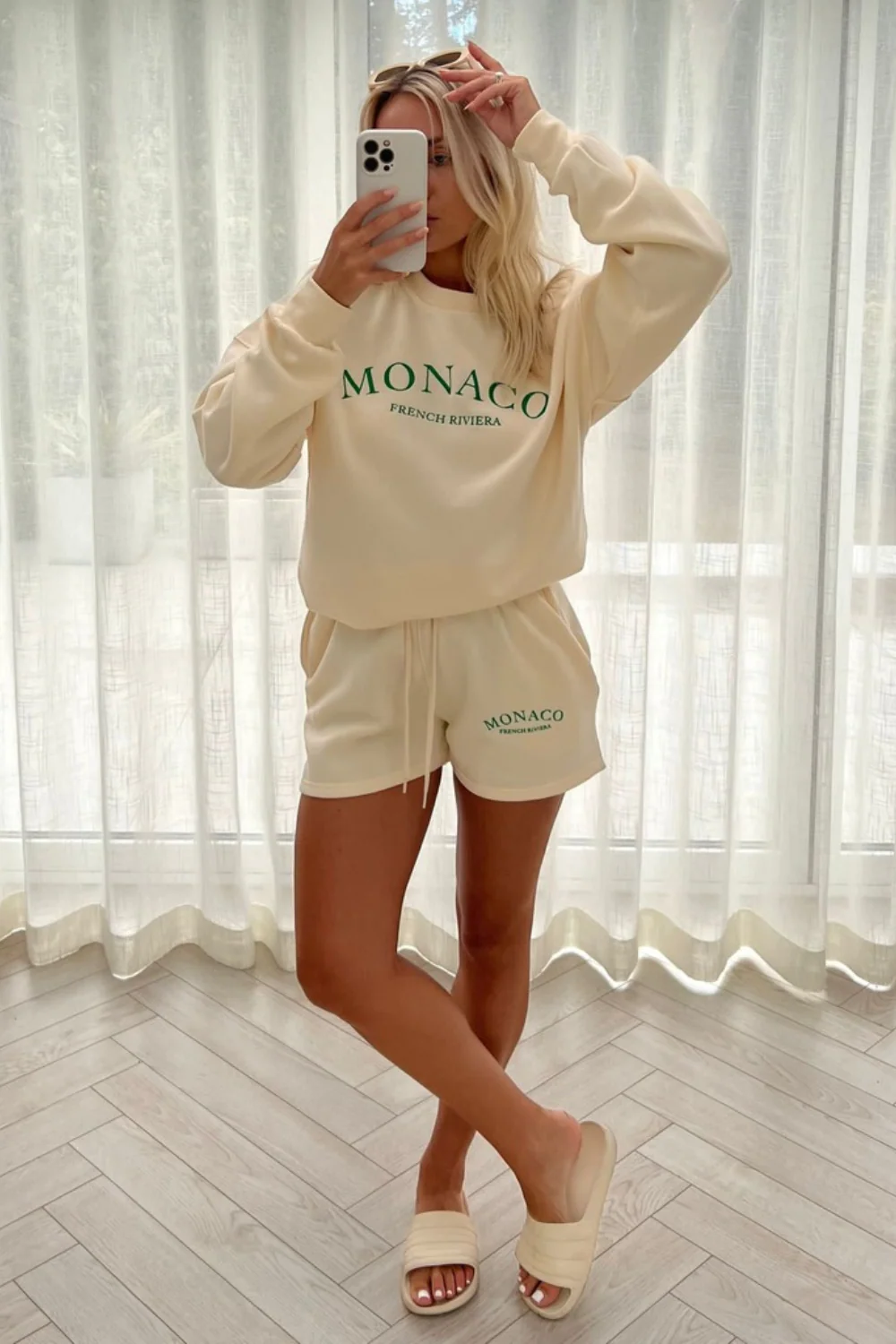 Monaco green embroidered ecru sweater short loungewear set - Image 5