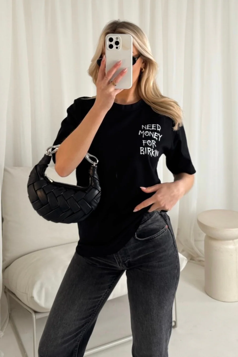 Need money bag black printed t-shirt - Image 3