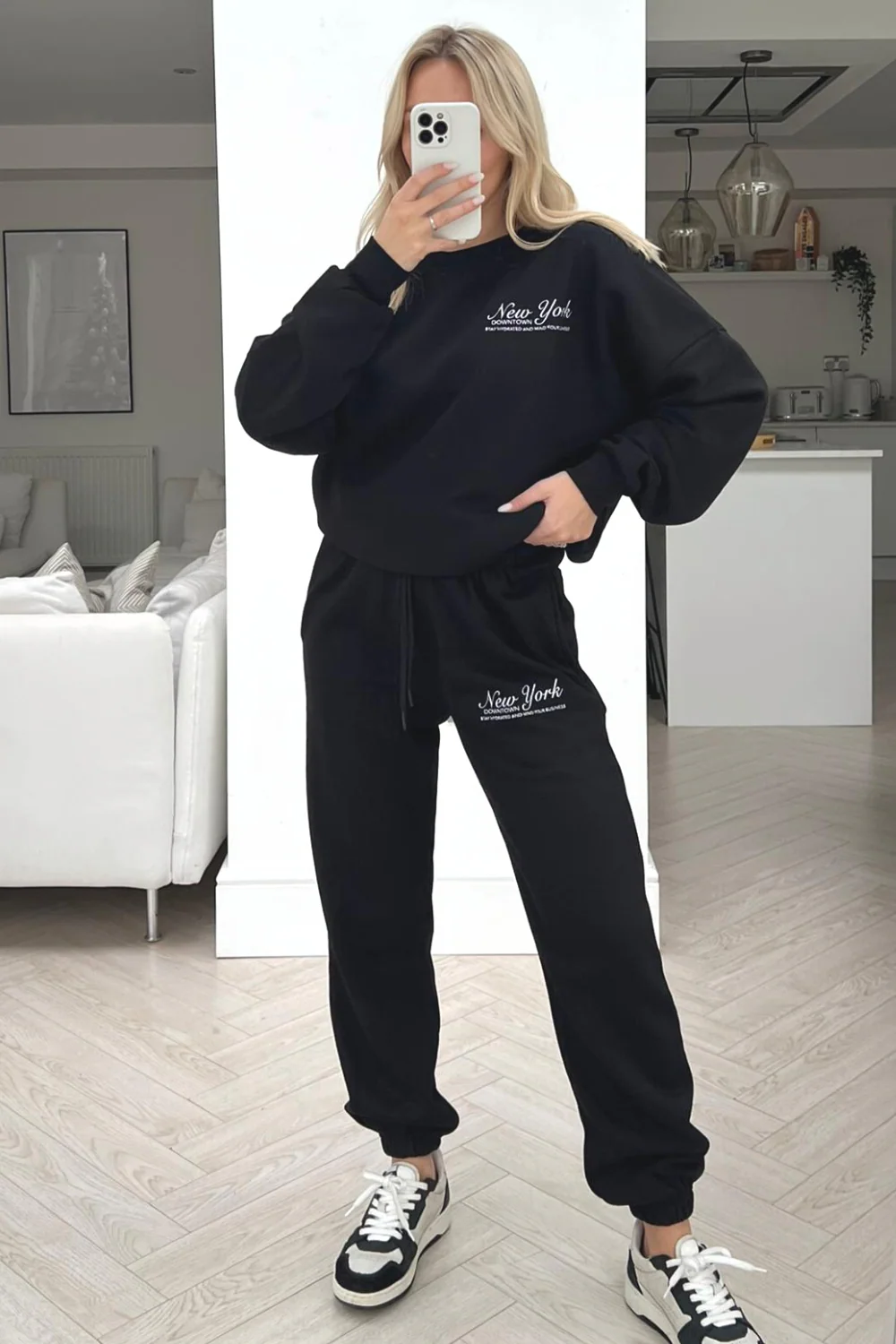 New York Downtown black embroidered sweater loungewear set - Image 2