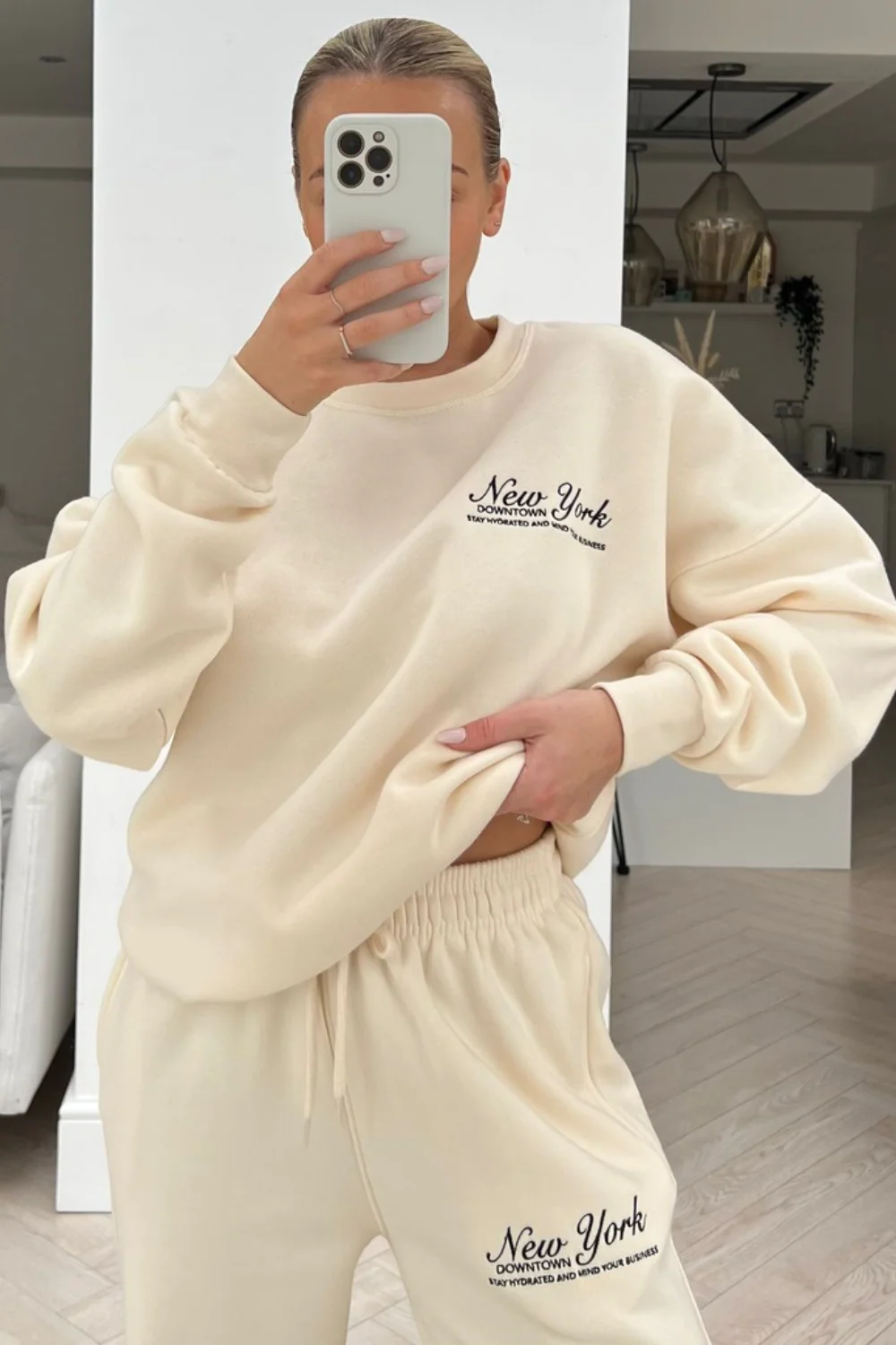 New York ecru embroidered sweater loungewear set - Image 2