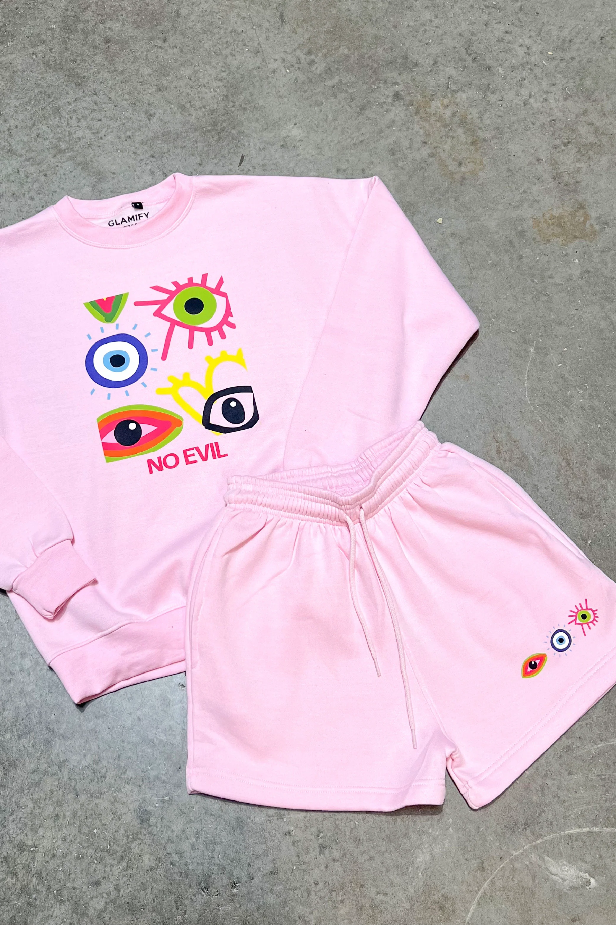 No evil pink Printed sweater short loungewear set - Image 4