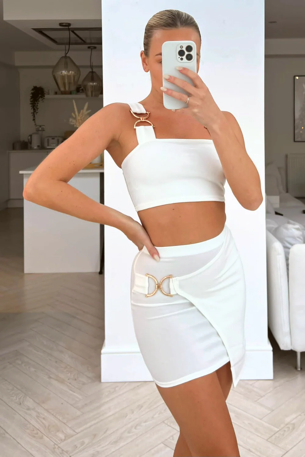 Nola beige two piece skirt chain coord - Image 2