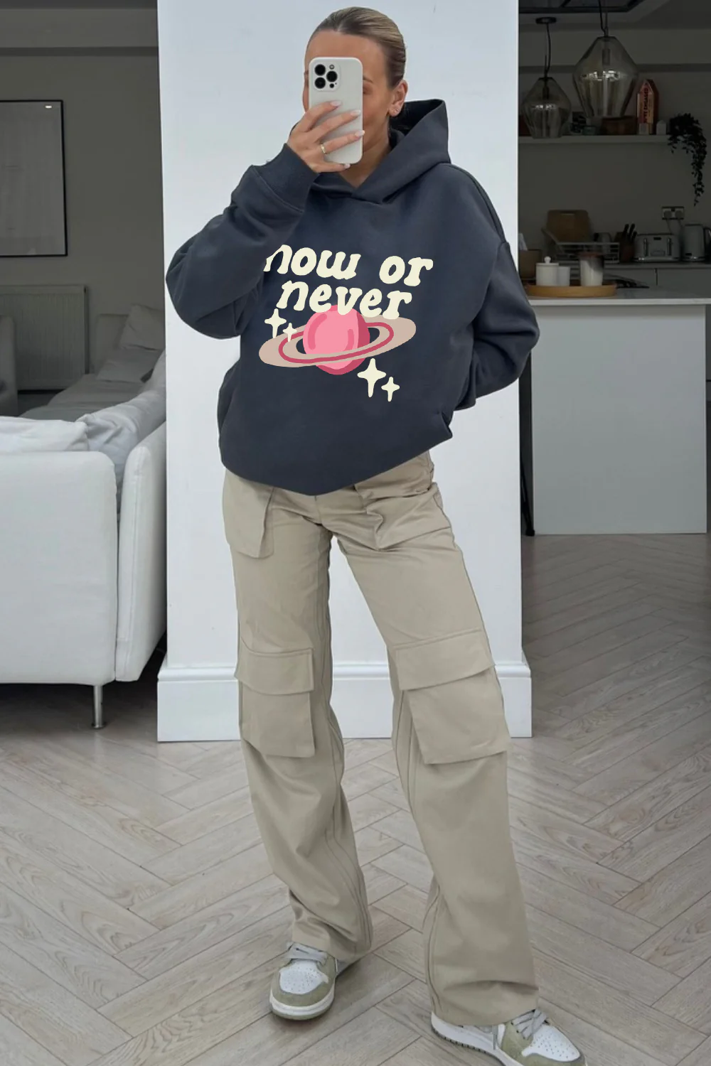 Now or never steel grey printed  relaxed hoodie - Image 4