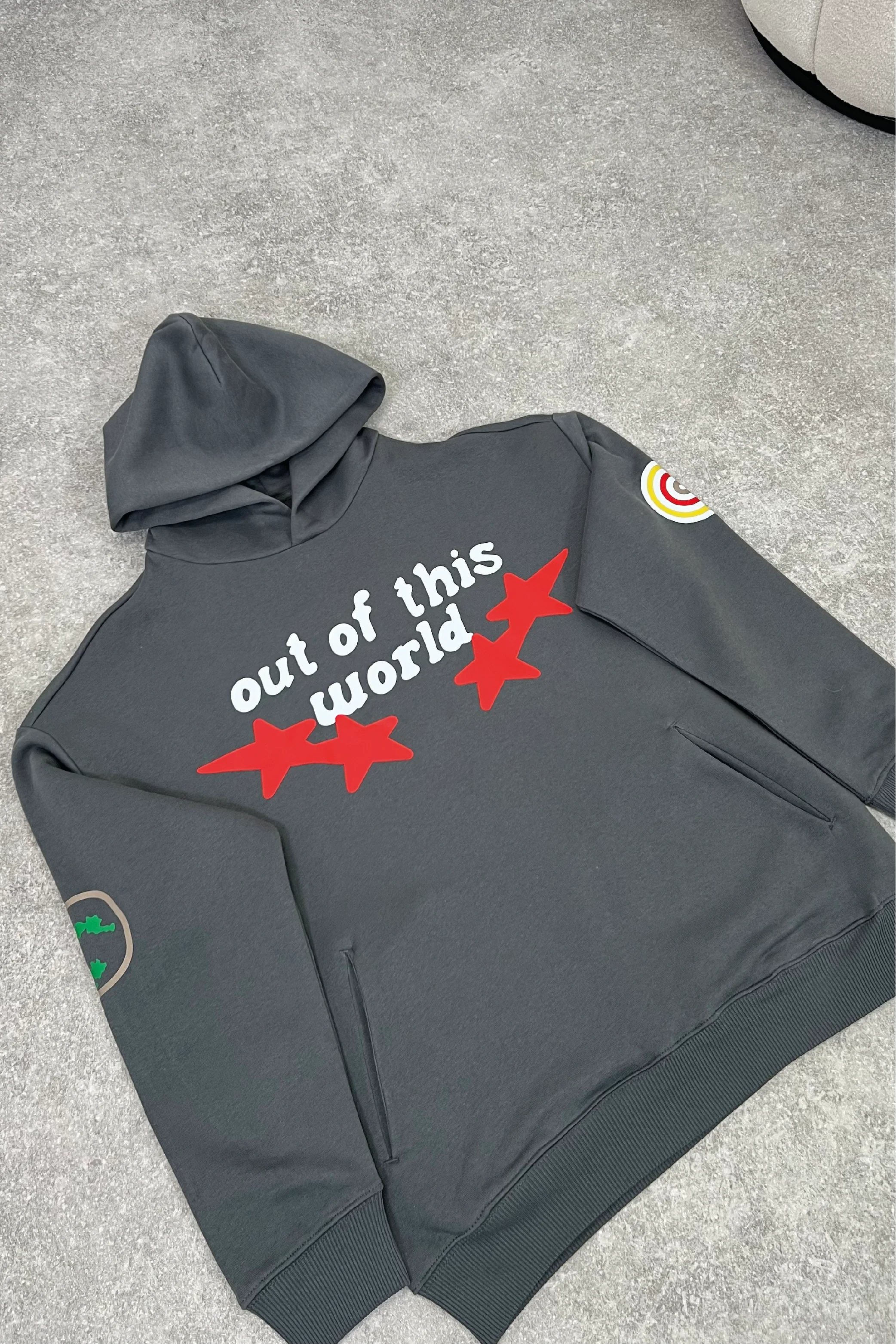 Out of this world steel grey printed relaxed hoodie - Image 4