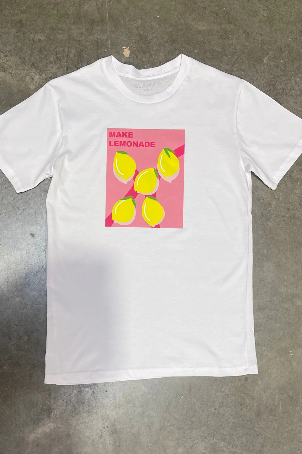 Pink lemonade printed white tee - Image 4