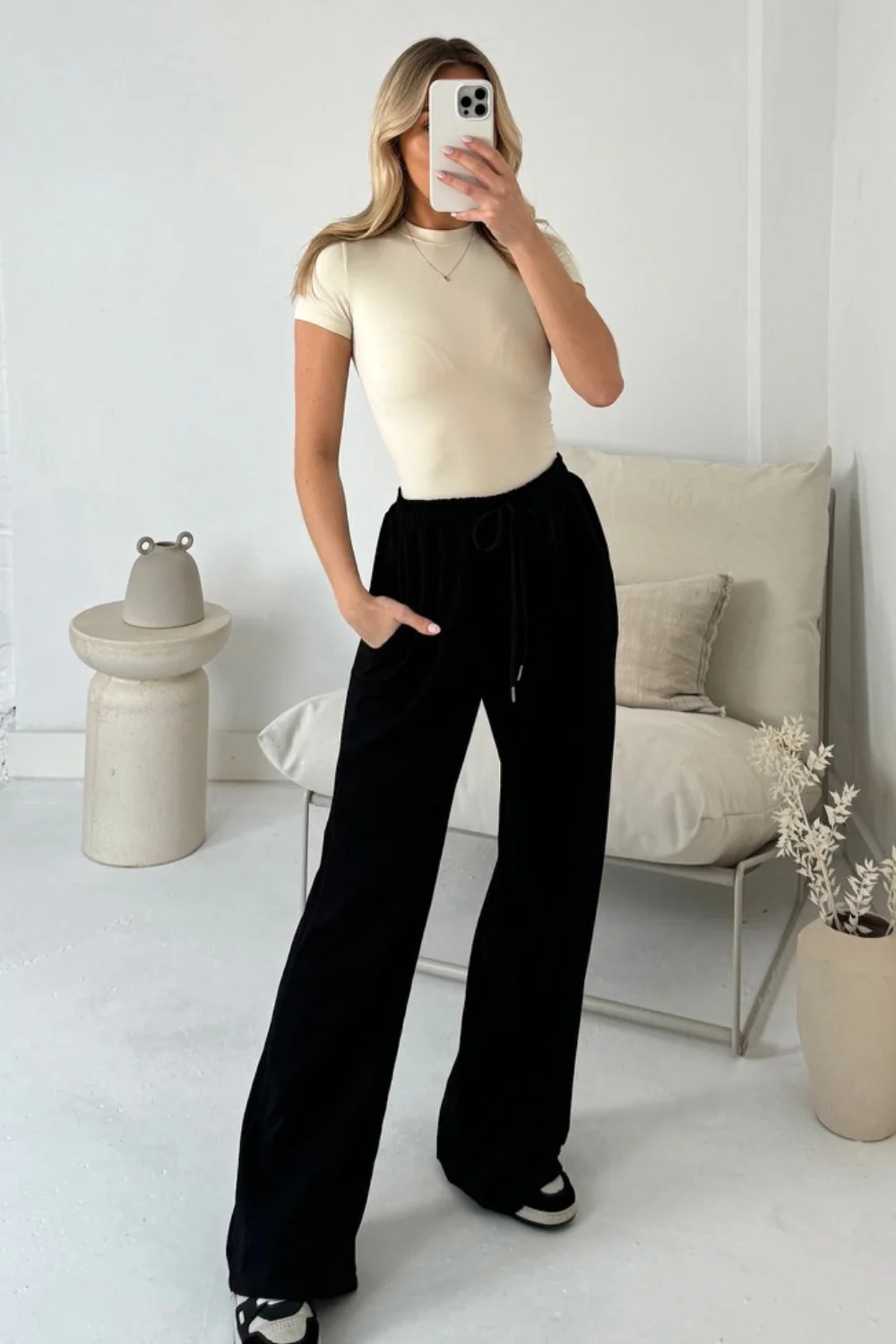 Quinn black jersey straight leg joggers - Image 3