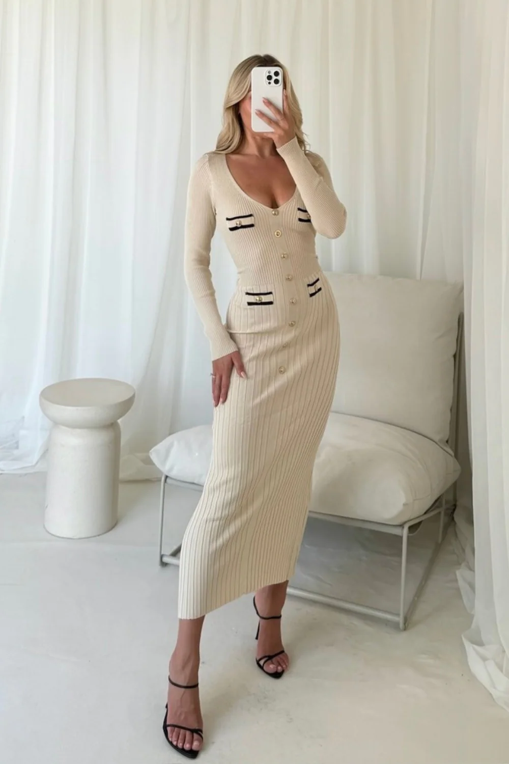 Racheal beige plunge maxi dress - Image 2
