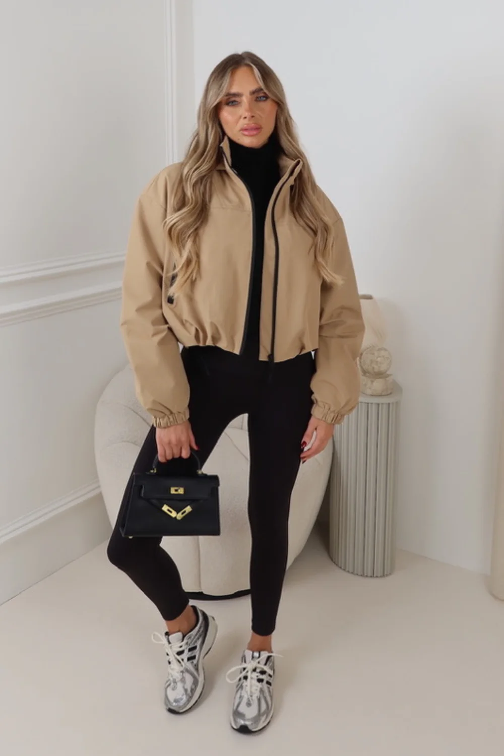 REMI CAMEL CROPPED HOODED DRAWSTRING JACKET - Image 3