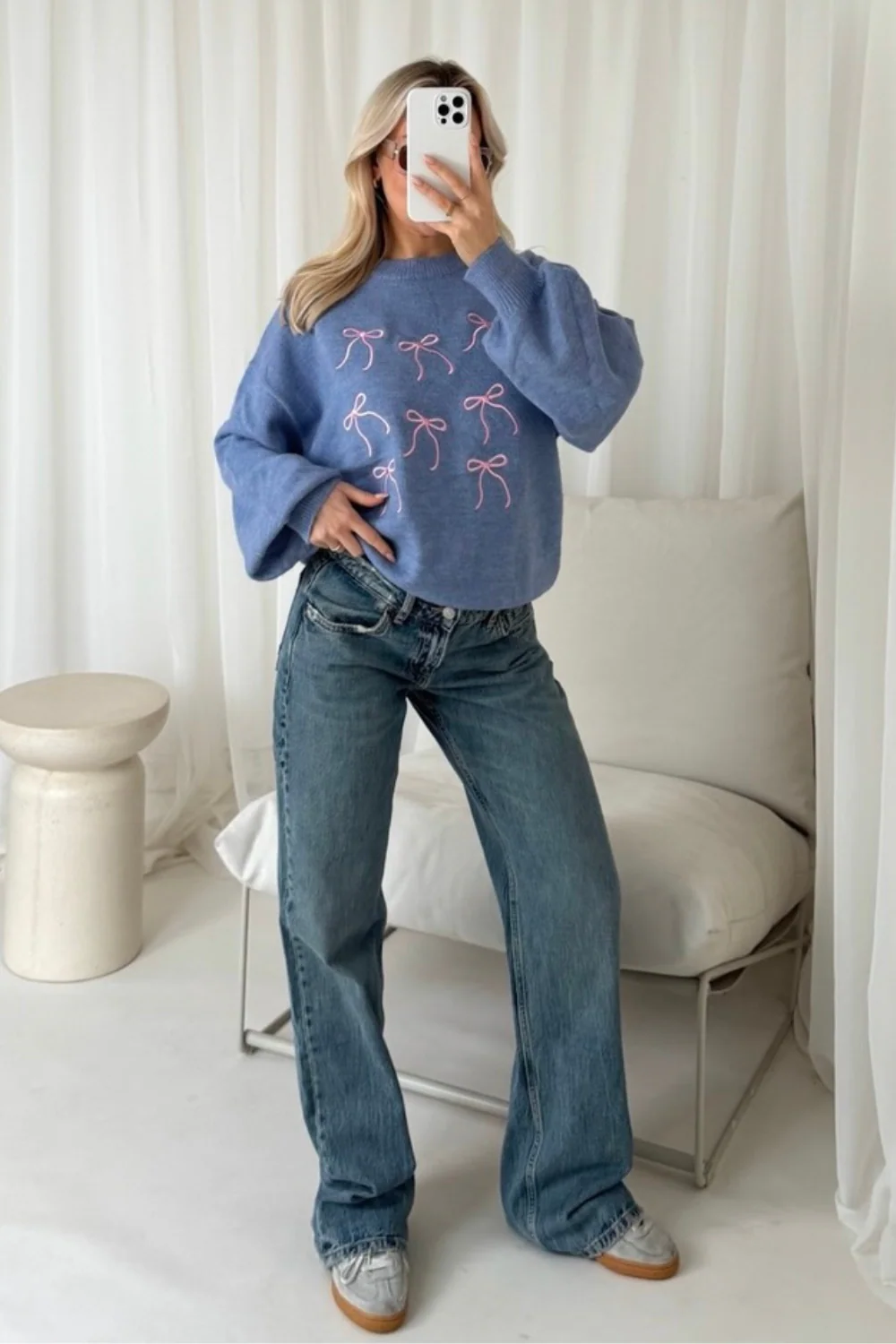 Ribbon bow embroidered blue knit sweater - Image 2