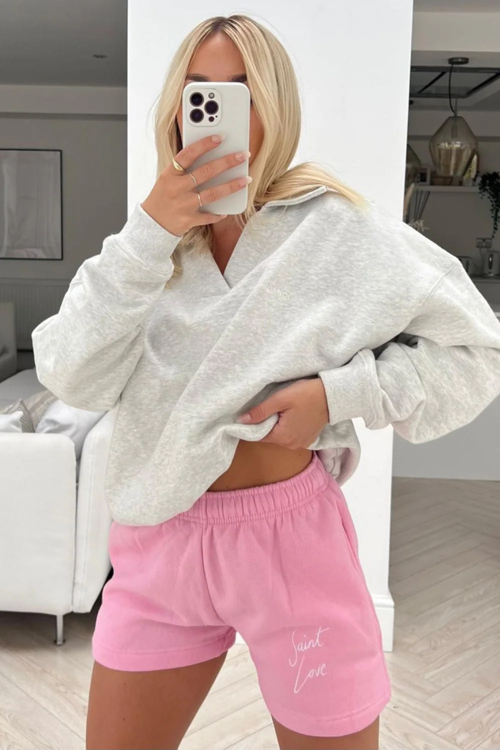 saint love pink embroidered fleece lined short