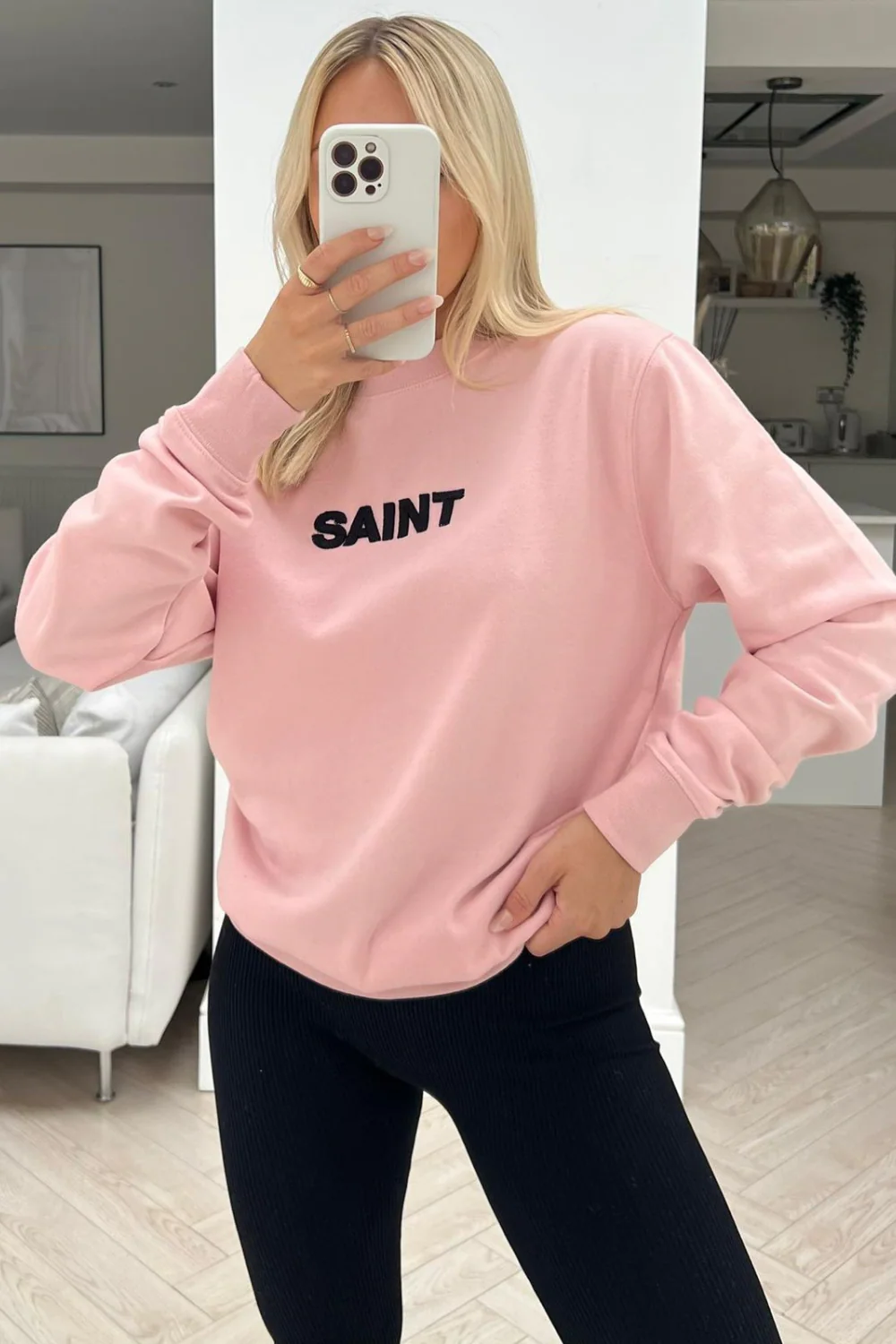 Saint pink embroidered round neck sweater - Image 2