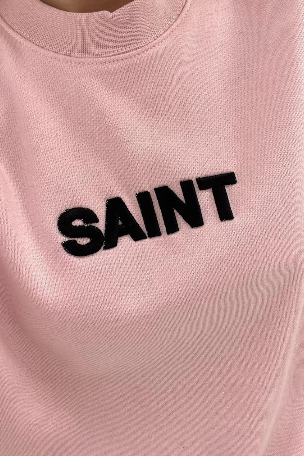Saint pink embroidered round neck sweater - Image 3