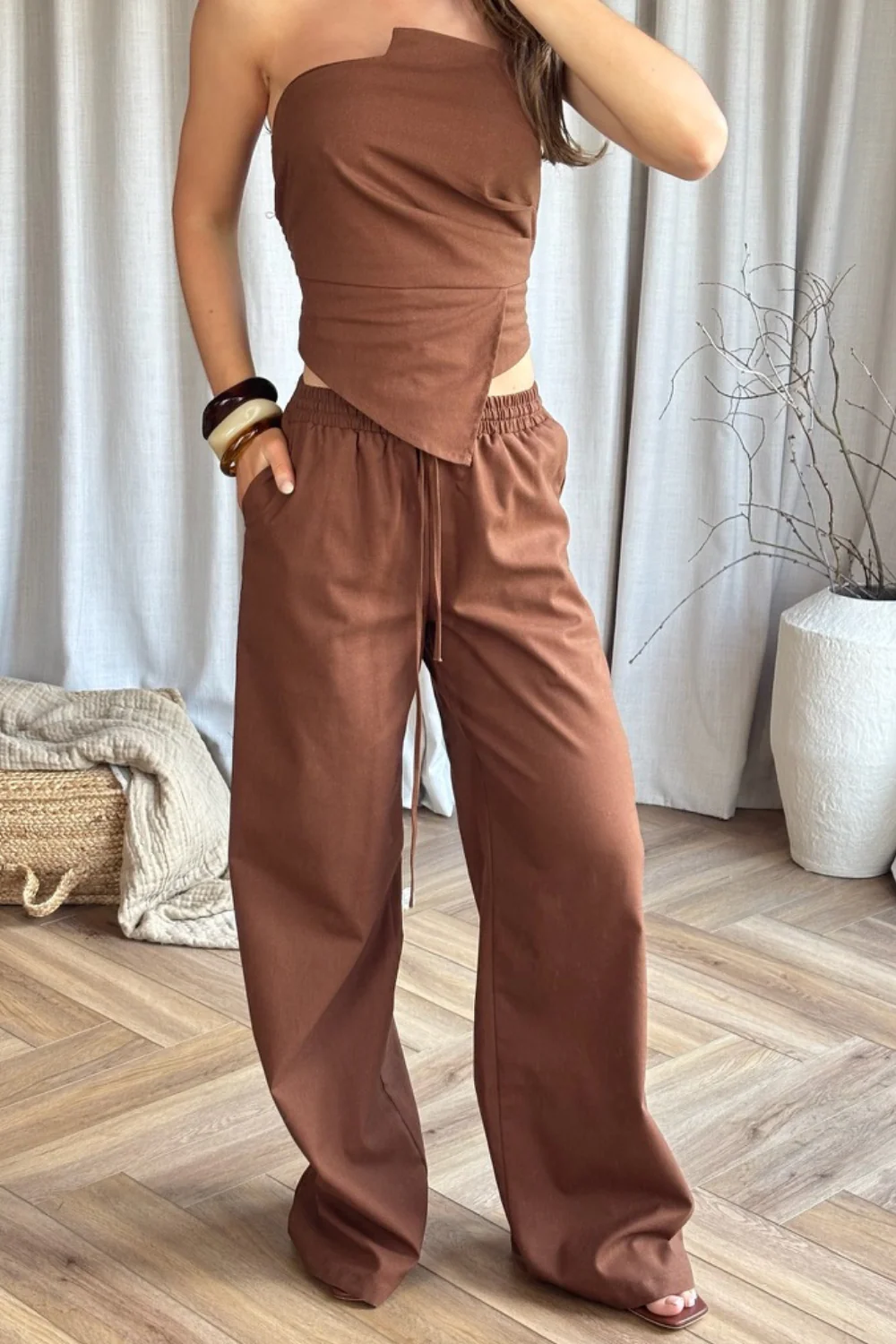 Sammy chocolate brown wide leg linen trousers - Image 2