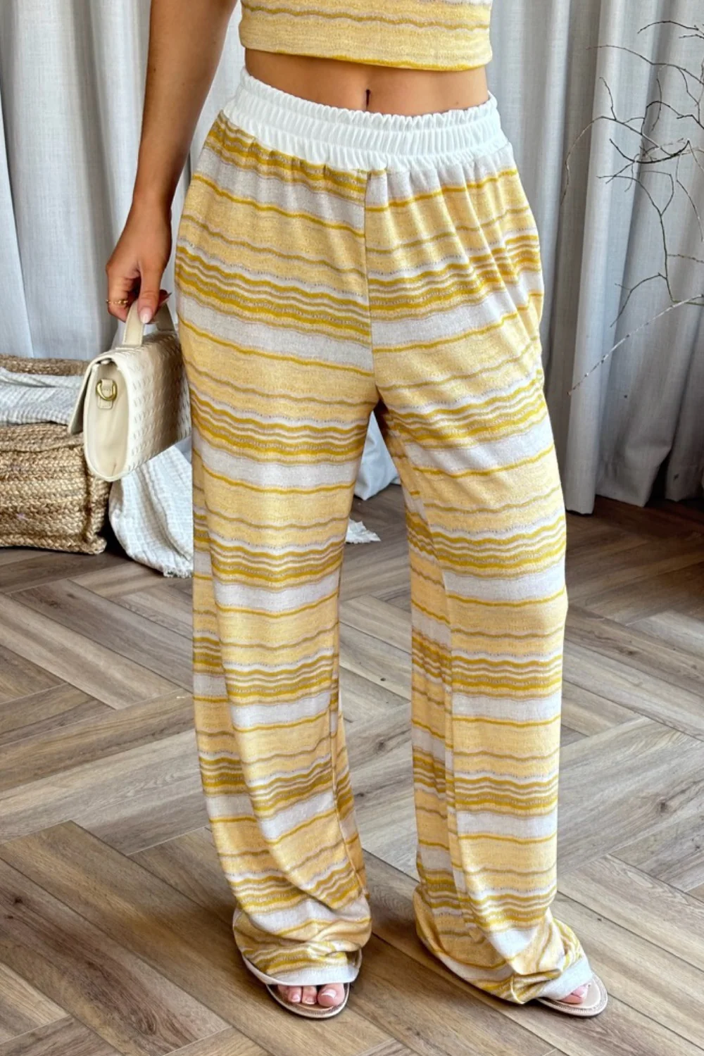 Sasha lemon shimmer cropped tee & trouser loungewear - Image 4