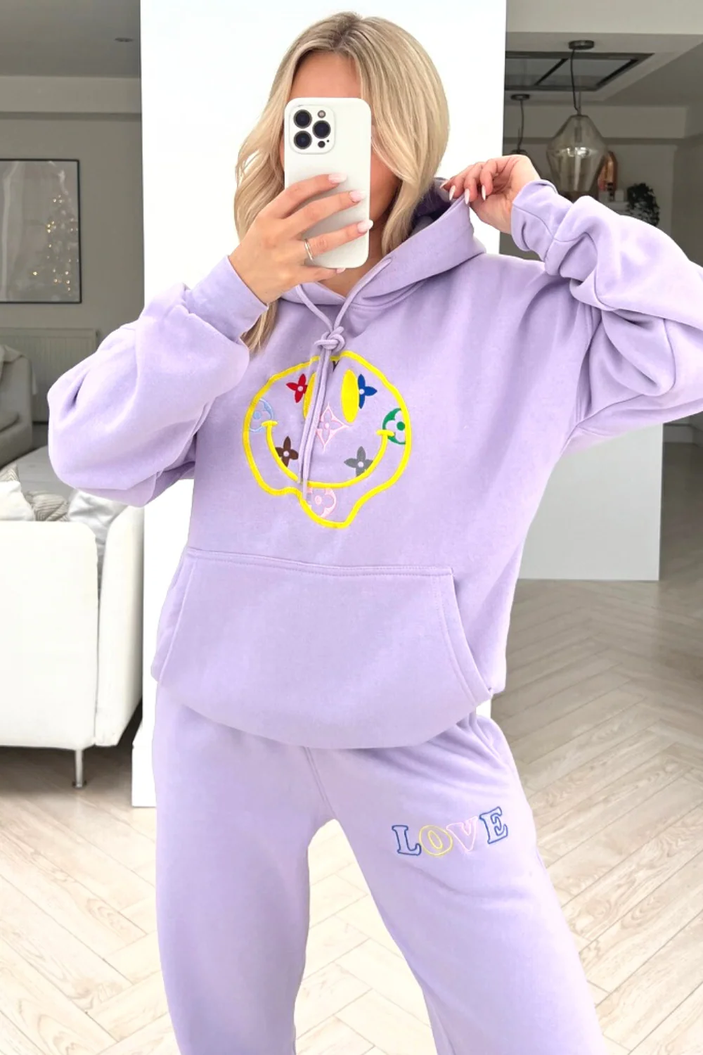 Smiley pattern lilac embroidered  hooded loungewear set - Image 3