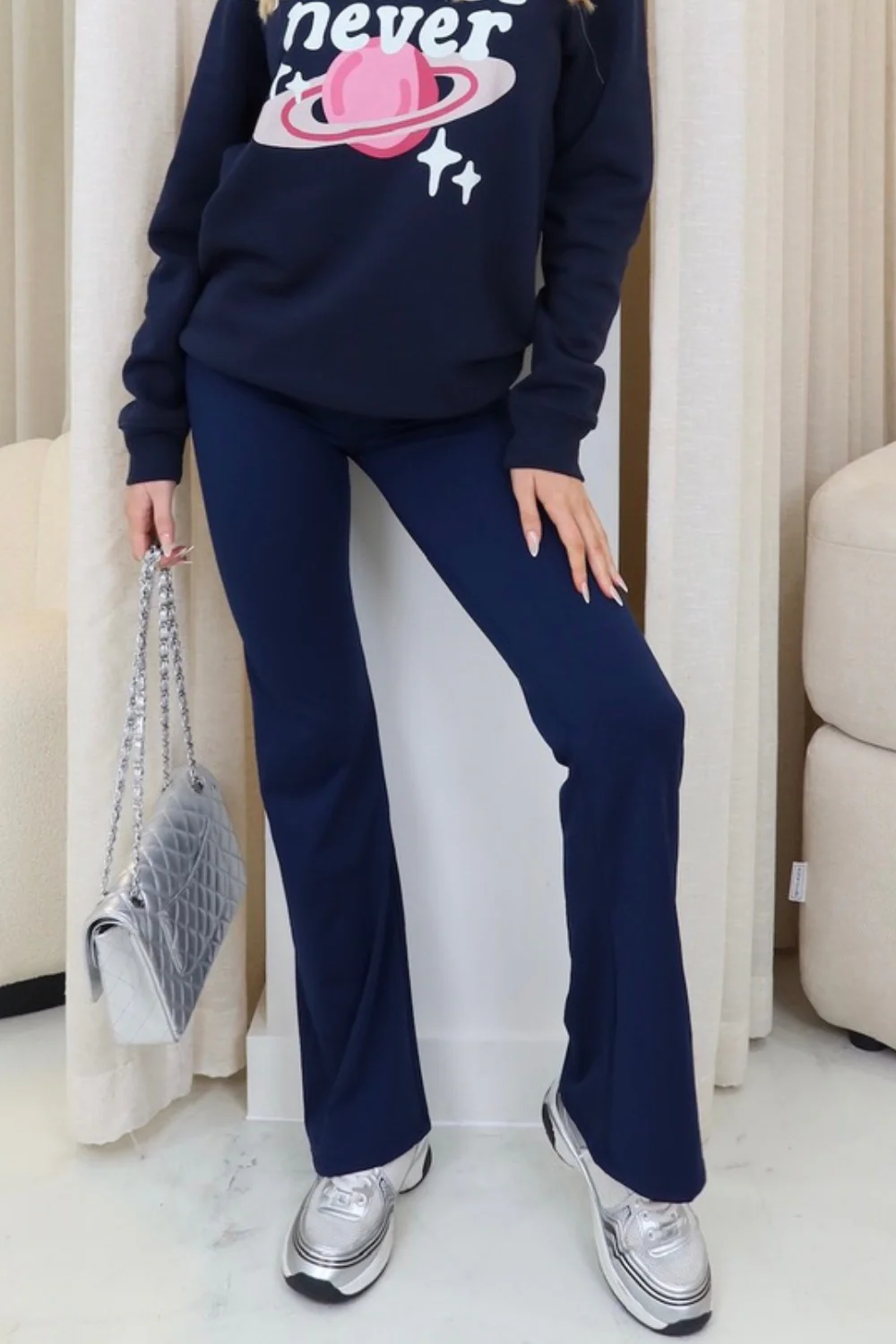 Sophie navy stretch flared leggings - Image 2