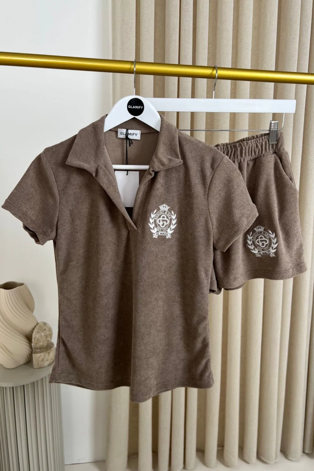 St Moritz Mocha embroidered towelling polo shorts co-ord - Image 4