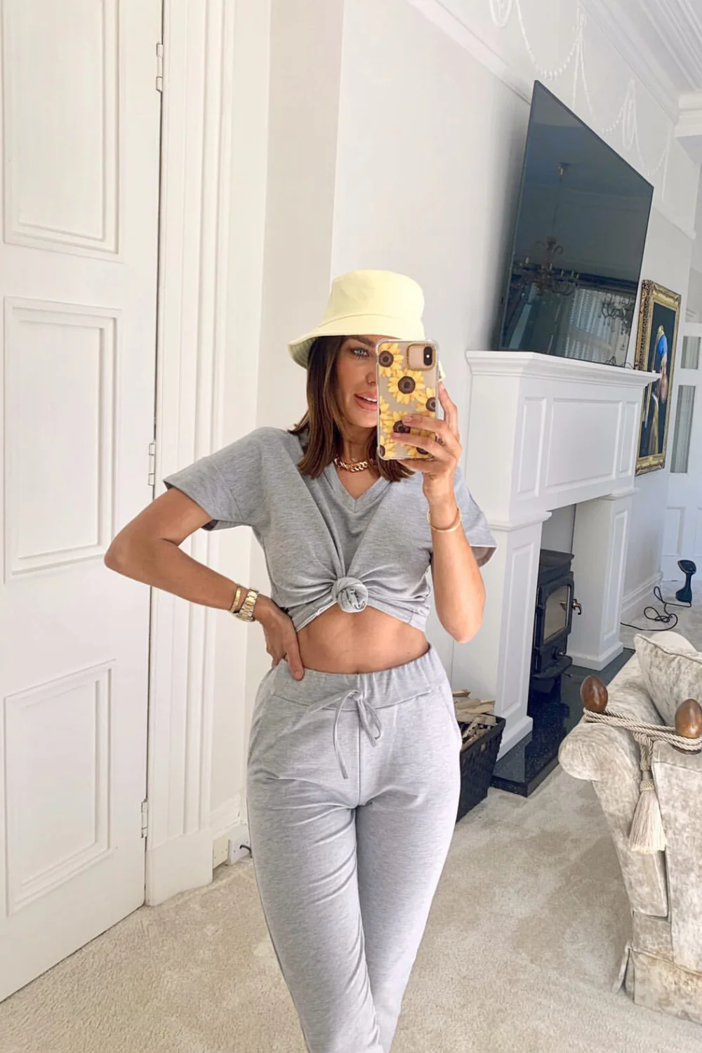 STELLA Grey V Neck Loungewear Set - Image 2